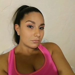 Meet your Posher, Amelia